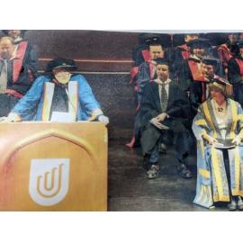 Phillip Adams receives Hon Doc